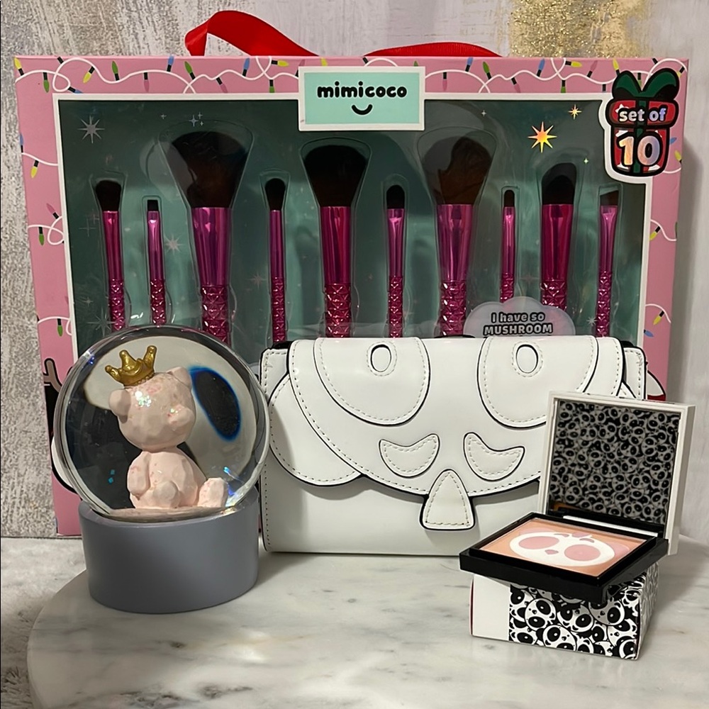 MAC NICOPANDA Colour me Nico - Gleamer face power and cosmetic bag ++ Bonus 💗